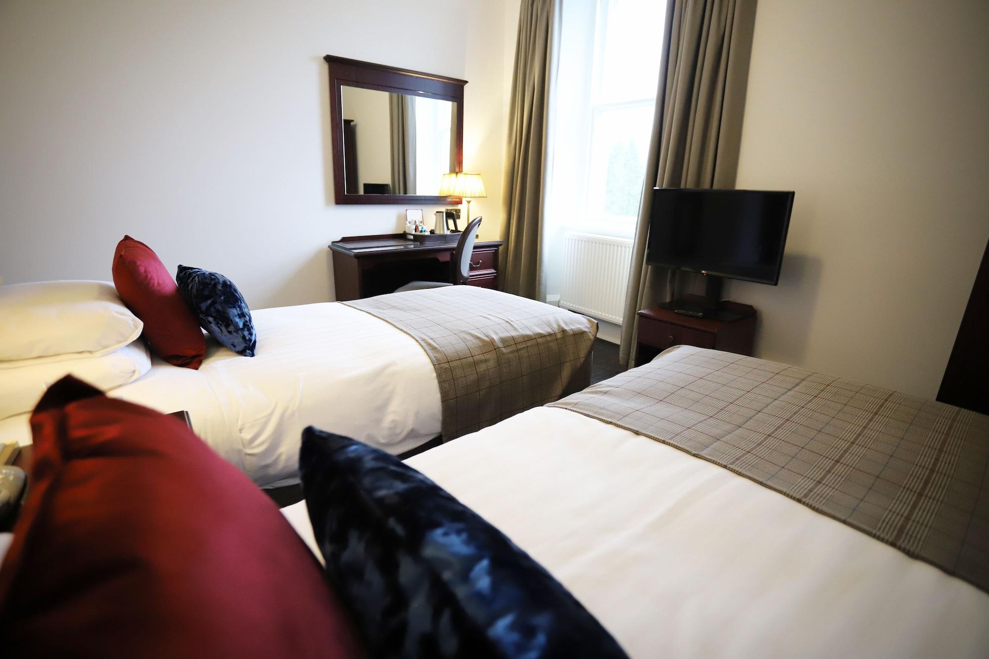 Ben Wyvis Hotel Strathpeffer Zewnętrze zdjęcie