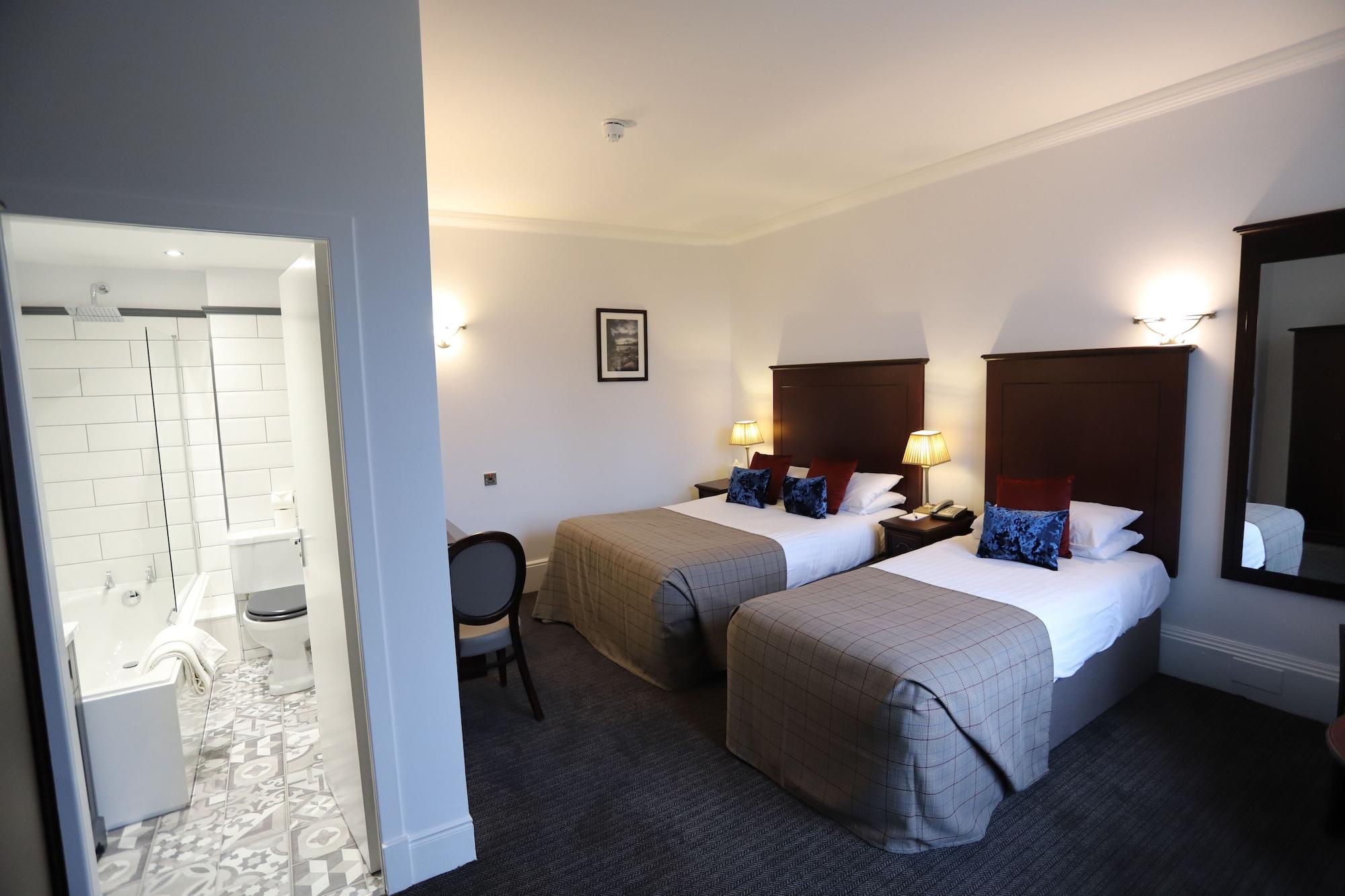 Ben Wyvis Hotel Strathpeffer Zewnętrze zdjęcie