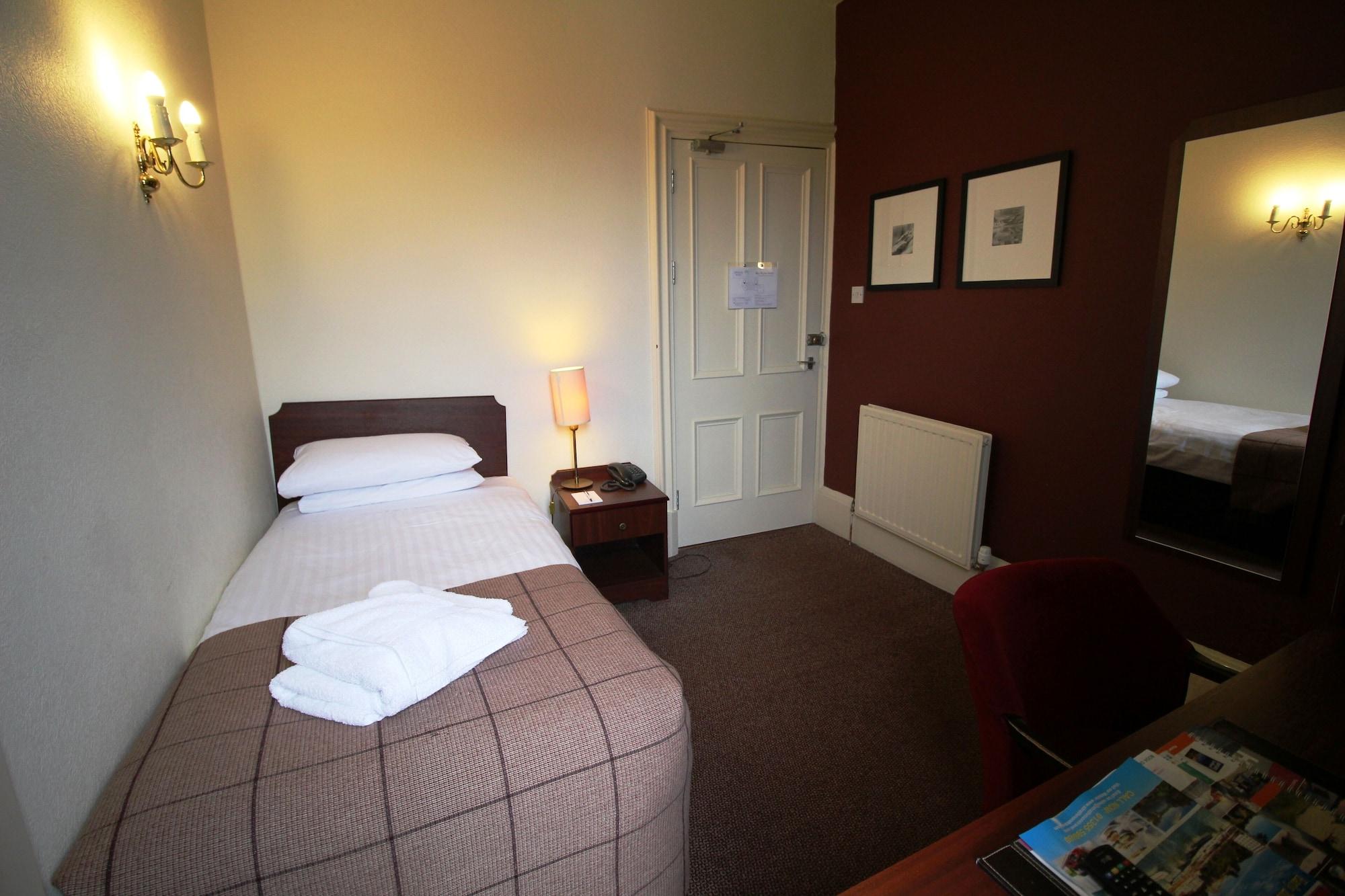 Ben Wyvis Hotel Strathpeffer Zewnętrze zdjęcie